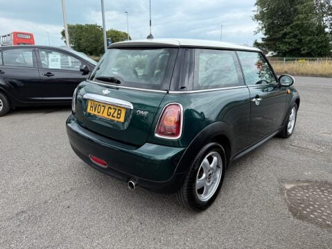 Mini Hatch ONE 5