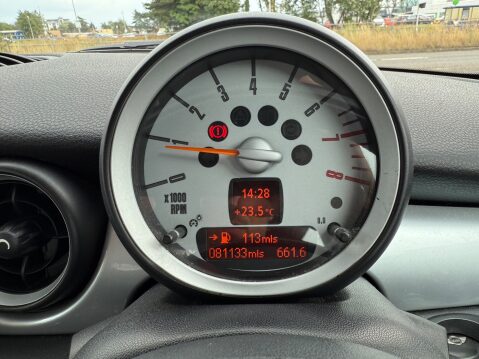 Mini Hatch ONE 17