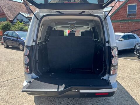 Land Rover Discovery 3.0 SDV6 LANDMARK AUTOMATIC 7 SEATER 6