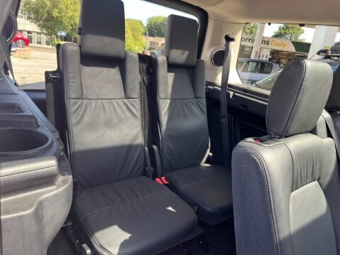 Land Rover Discovery 3.0 SDV6 LANDMARK AUTOMATIC 7 SEATER 9