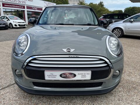Mini Hatch 1.5 D COOPER 8