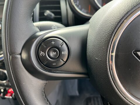 Mini Hatch 1.5 D COOPER 13