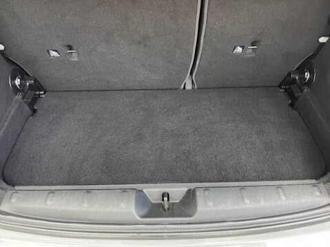 Mini Hatch 1.5 D COOPER 6