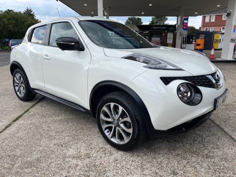 Nissan Juke 1.6 TEKNA XTRONIC AUTOMATIC 4