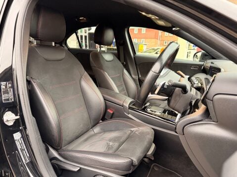 Mercedes-Benz A Class A 180 D AMG LINE EXECUTIVE 3