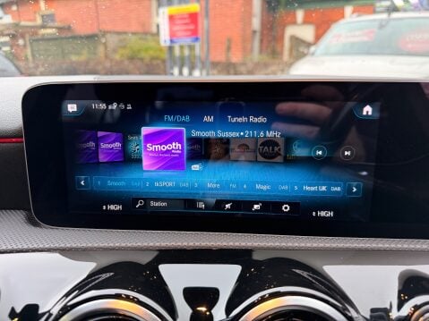 Mercedes-Benz A Class A 180 D AMG LINE EXECUTIVE 21