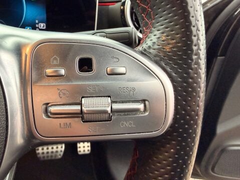 Mercedes-Benz A Class A 180 D AMG LINE EXECUTIVE 15