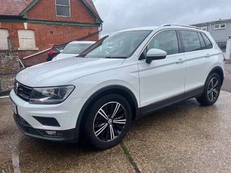 Volkswagen Tiguan 1.4 TSI BLUEMOTION SE NAV TECHNOLOGY