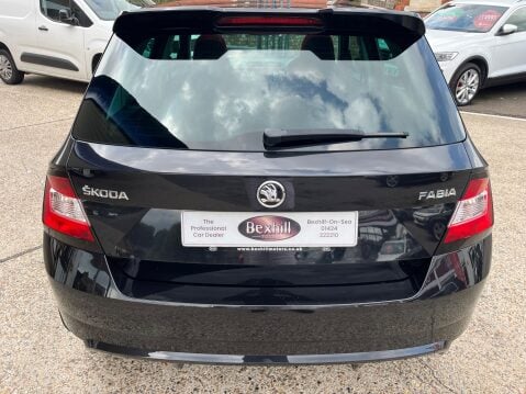 Skoda Fabia 1.0 TSI MONTE CARLO 5