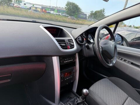 Peugeot 207 1.4 SPORT 11