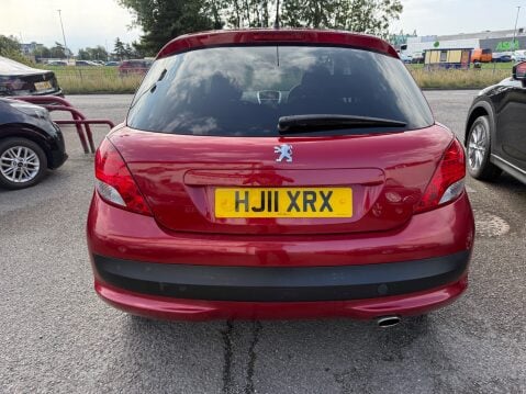 Peugeot 207 1.4 SPORT 6