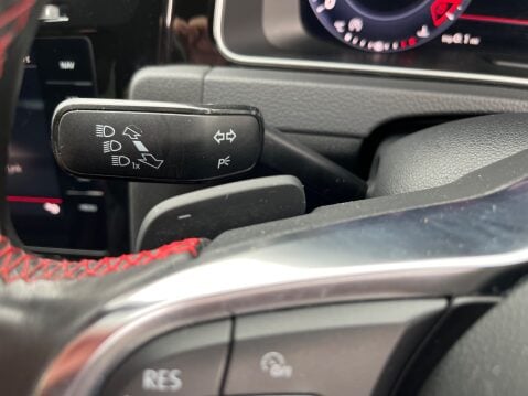 Volkswagen Golf 2.0 TSI GTI DSG 28