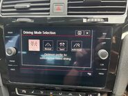 Volkswagen Golf 2.0 TSI GTI DSG 24