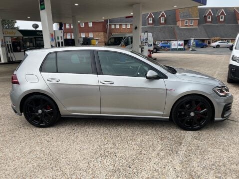 Volkswagen Golf 2.0 TSI GTI DSG 8
