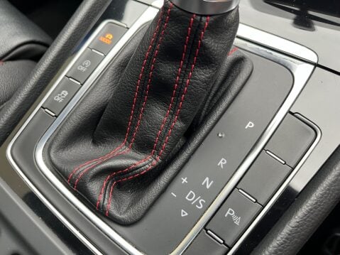 Volkswagen Golf 2.0 TSI GTI DSG 20