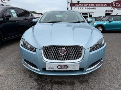 Jaguar XF D PREMIUM LUXURY AUTO 3