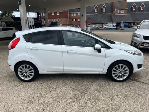 Ford Fiesta 1.6 TITANIUM X 8