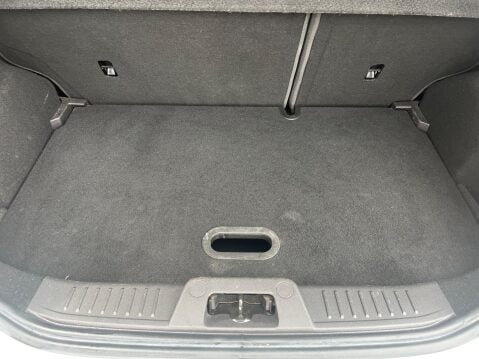 Ford Fiesta 1.6 TITANIUM X 6