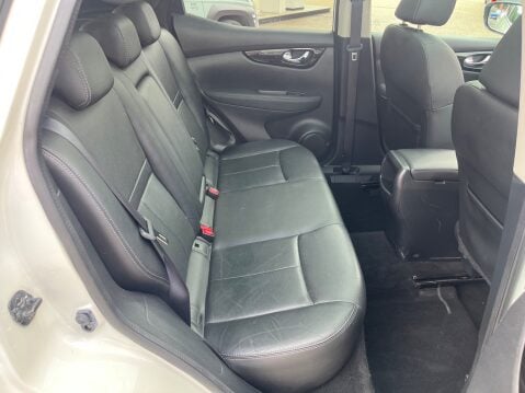 Nissan Qashqai 1.5 DCI TEKNA 7