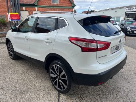 Nissan Qashqai 1.5 DCI TEKNA 11