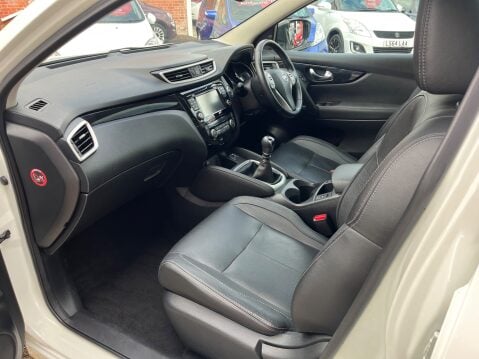 Nissan Qashqai 1.5 DCI TEKNA 12