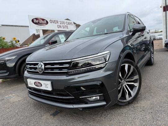 Volkswagen Tiguan R-LINE TECH TSI EVO DSG