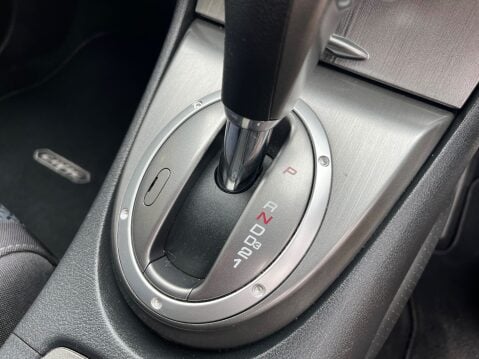 Honda Civic 1.8 I-VTEC SE 16