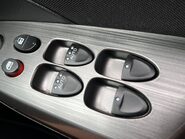 Honda Civic 1.8 I-VTEC SE 23