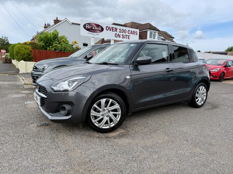 Suzuki Swift SZ-T DUALJET MHEV HYBRID AUTO