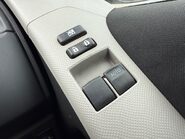 Toyota Yaris TR VVT-I 16