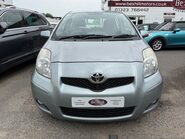 Toyota Yaris TR VVT-I 3