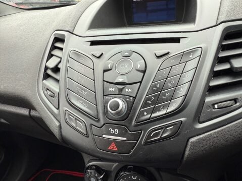 Ford Fiesta ST-LINE RED EDITION 15