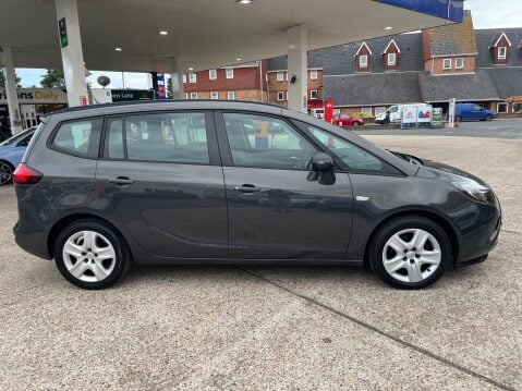 Vauxhall Zafira 1.4T EXCLUSIV 9