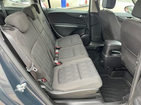 Vauxhall Zafira 1.4T EXCLUSIV 8