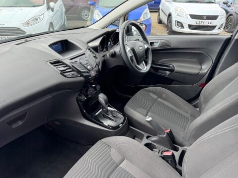 Ford Fiesta ZETEC AUTOMATIC 11
