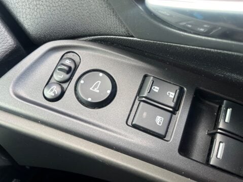 Honda Civic 1.4 I-VTEC SE PLUS NAVI 26