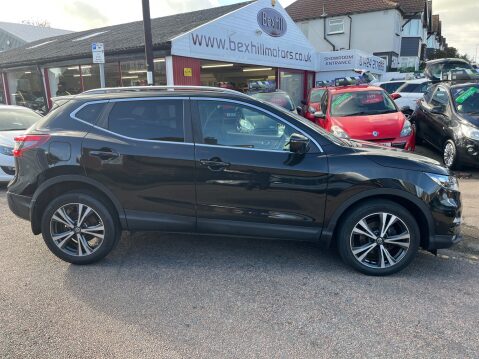Nissan Qashqai 1.3 DIG-T N-CONNECTA DCT AUTOMATIC 8