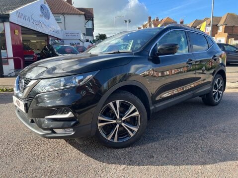 Nissan Qashqai 1.3 DIG-T N-CONNECTA DCT AUTOMATIC 1