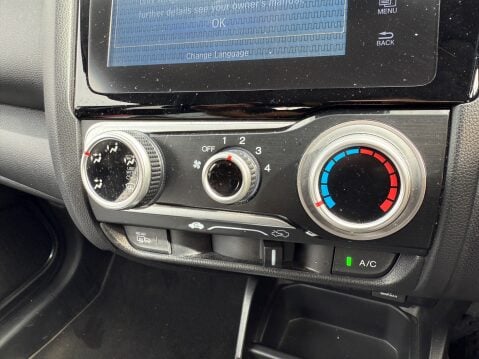 Honda Jazz 1.3 I-VTEC SE 21