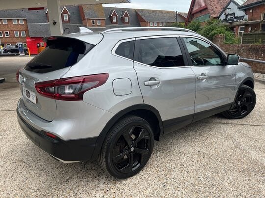 Nissan Qashqai 1.3 DIG-T TEKNA DCT AUTOMATIC