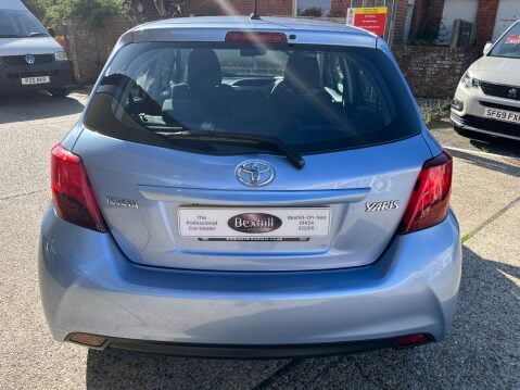 Toyota Yaris VVT-I ICON 5