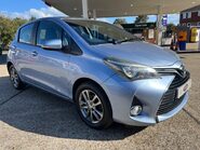 Toyota Yaris VVT-I ICON 4