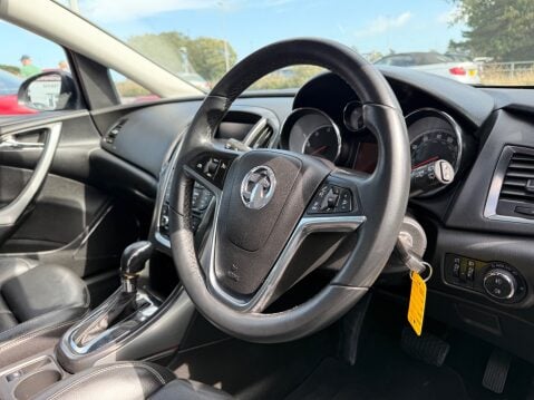 Vauxhall Astra ELITE AUTOMATIC CDTI 10
