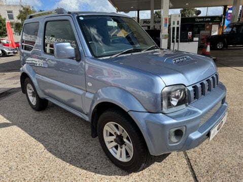 Suzuki Jimny SZ4 11