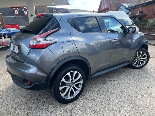 Nissan Juke 1.6 TEKNA XTRONIC AUTOMATIC