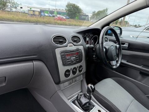 Ford Focus ZETEC 9