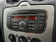 Ford Focus ZETEC 15