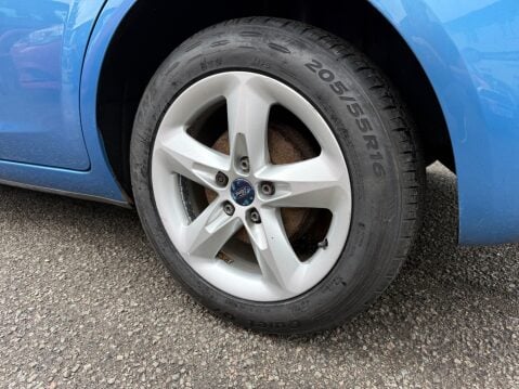 Ford Focus ZETEC 8