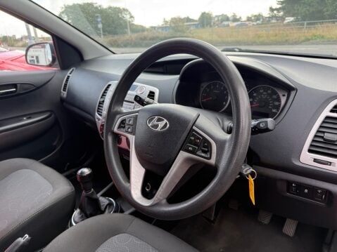 Hyundai i20 1.2 COMFORT 10