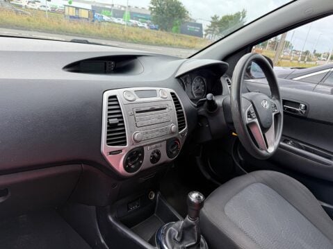 Hyundai i20 1.2 COMFORT 9